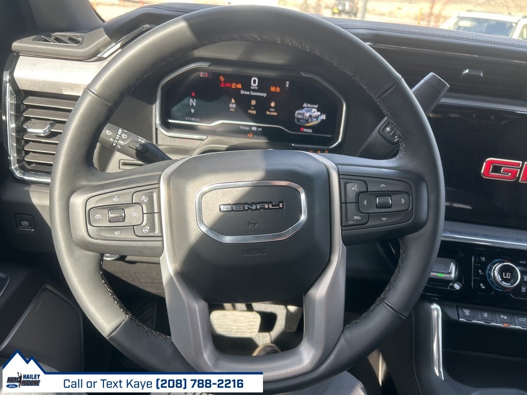 2025 GMC Sierra 2500HD Denali