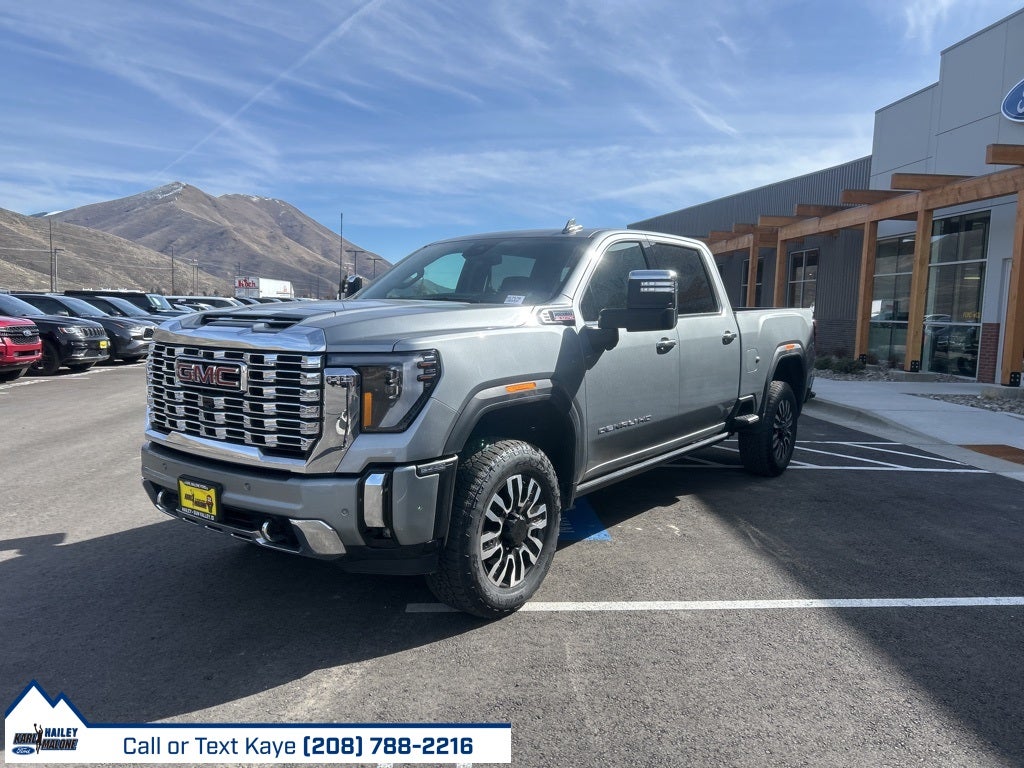 2025 GMC Sierra 2500HD Denali