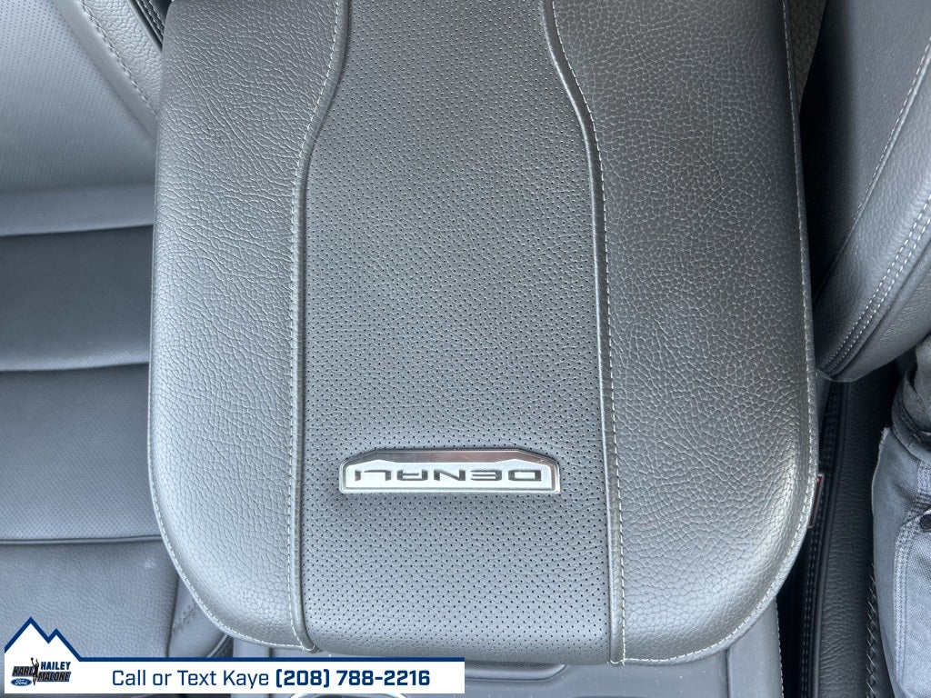 2025 GMC Sierra 2500HD Denali