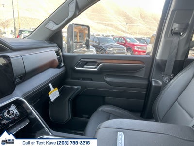 2025 GMC Sierra 2500HD Denali