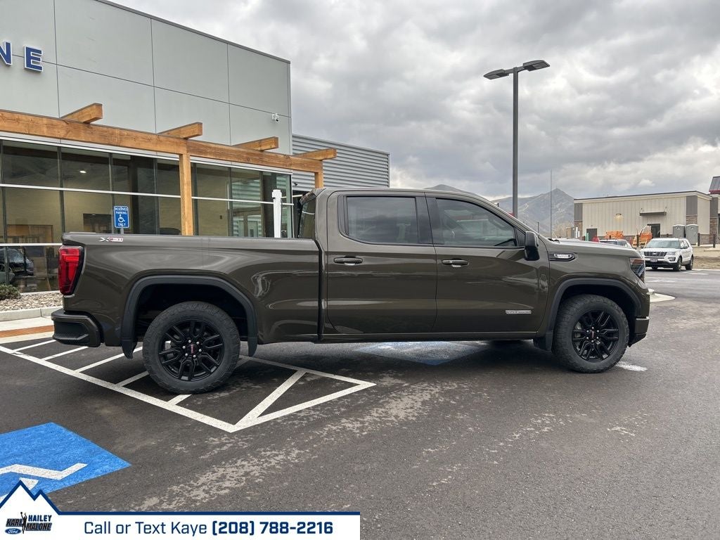 2023 GMC Sierra 1500 Elevation