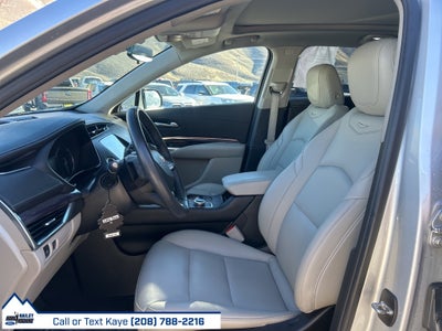 2022 Cadillac XT4 Luxury