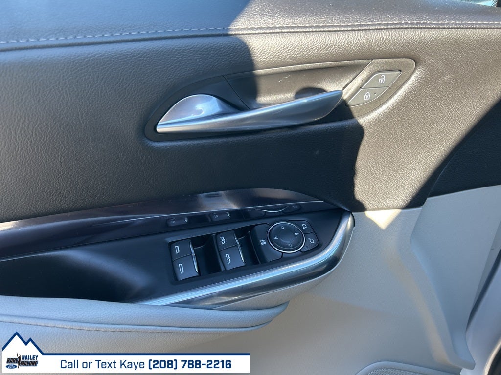 2022 Cadillac XT4 Luxury