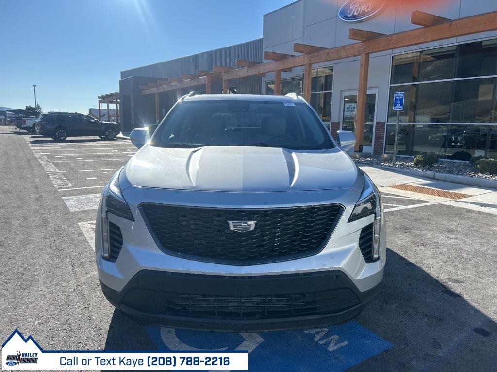 2022 Cadillac XT4 Luxury
