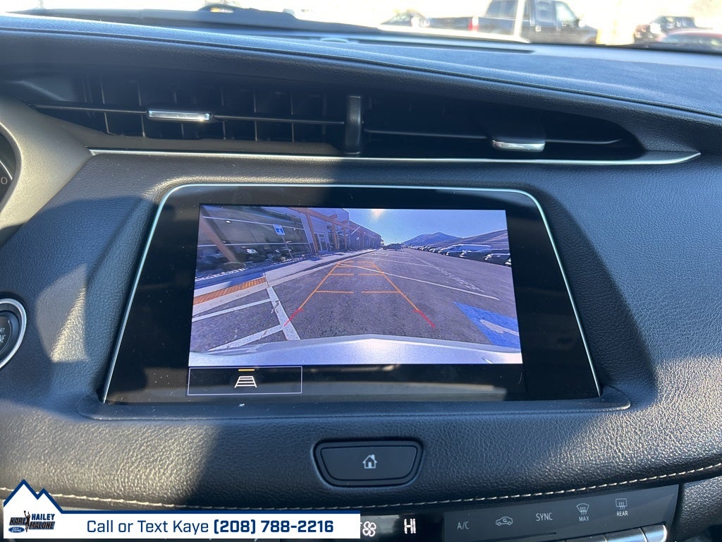 2022 Cadillac XT4 Luxury