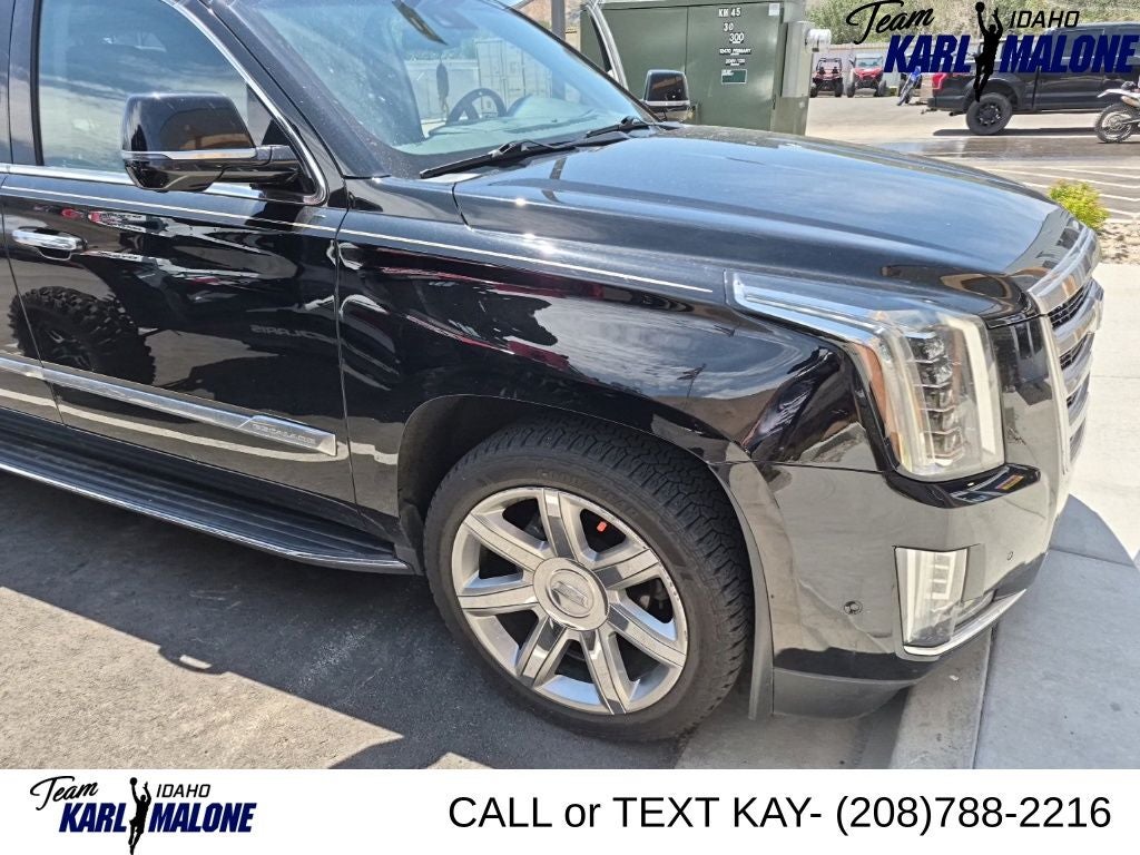 2019 Cadillac Escalade ESV Premium