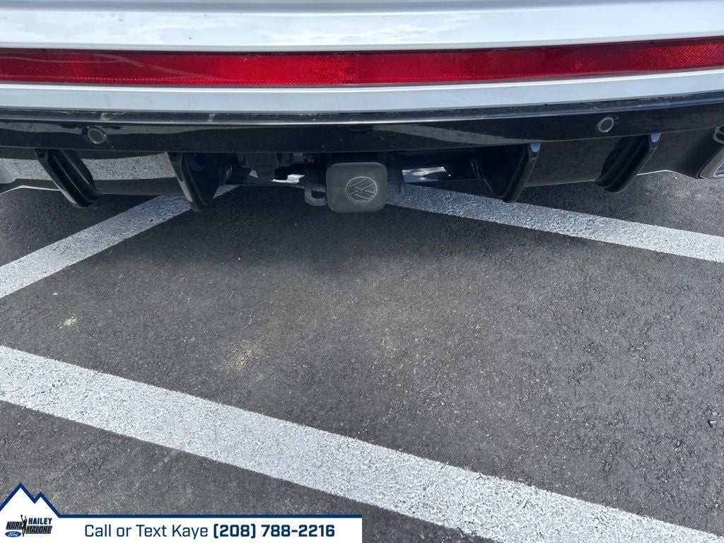 2024 Volkswagen Atlas Cross Sport 2.0T SEL R-Line