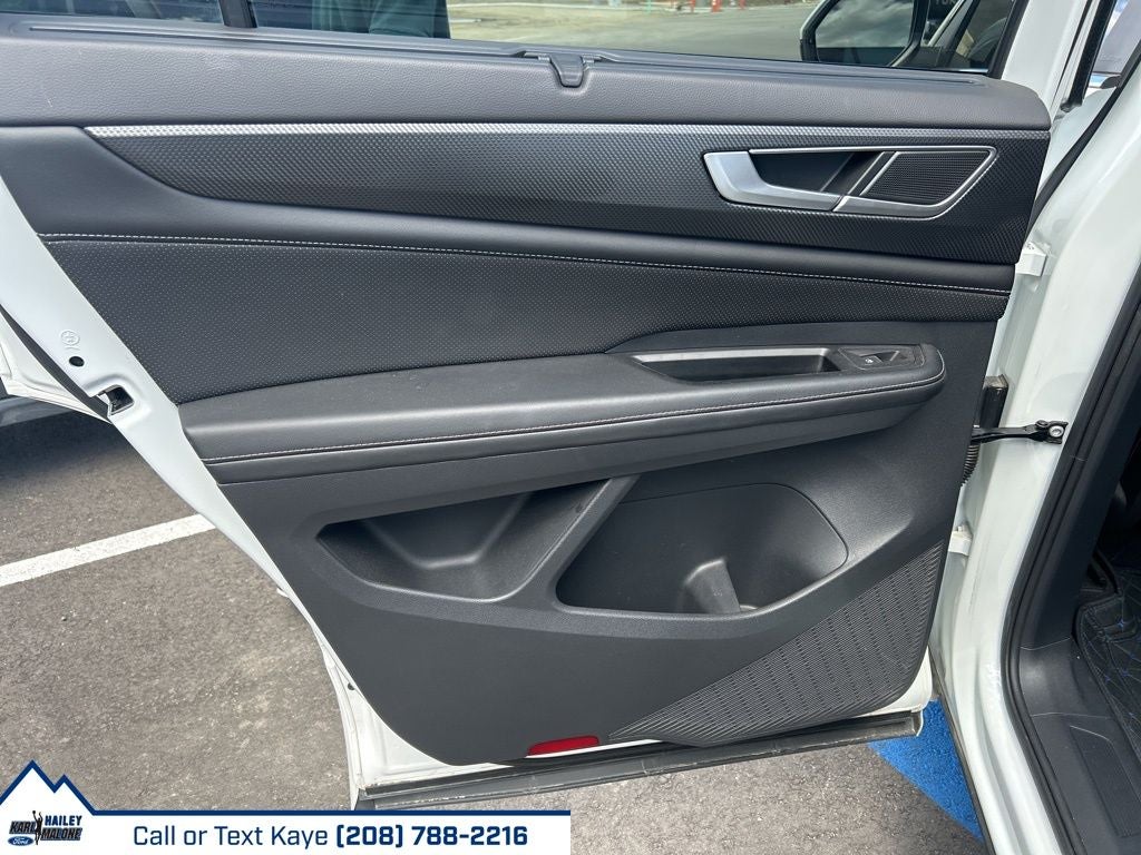 2024 Volkswagen Atlas Cross Sport 2.0T SEL R-Line