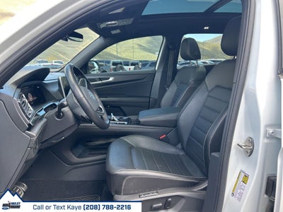 2024 Volkswagen Atlas Cross Sport 2.0T SEL R-Line