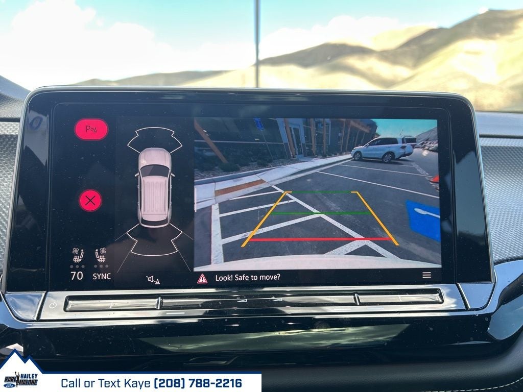 2024 Volkswagen Atlas Cross Sport 2.0T SEL R-Line