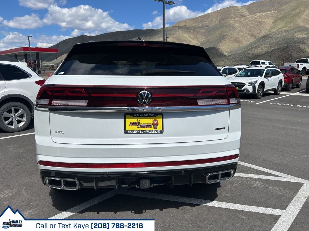 2024 Volkswagen Atlas Cross Sport 2.0T SEL R-Line