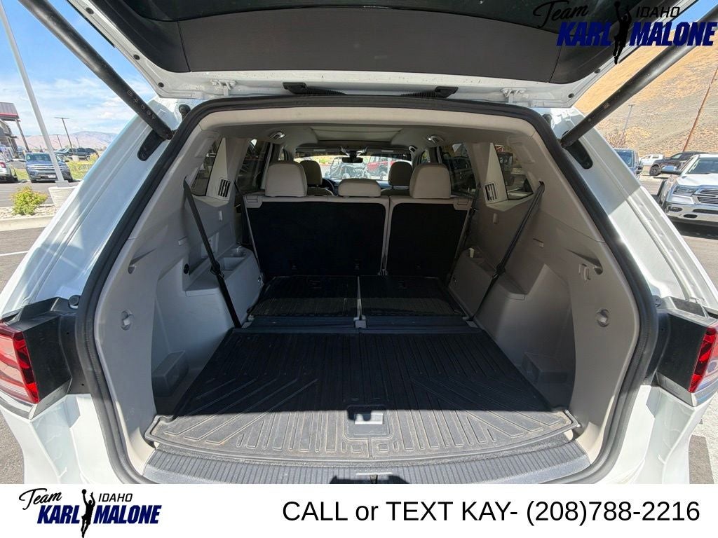 2025 Volkswagen Atlas 2.0T SEL Premium R-Line