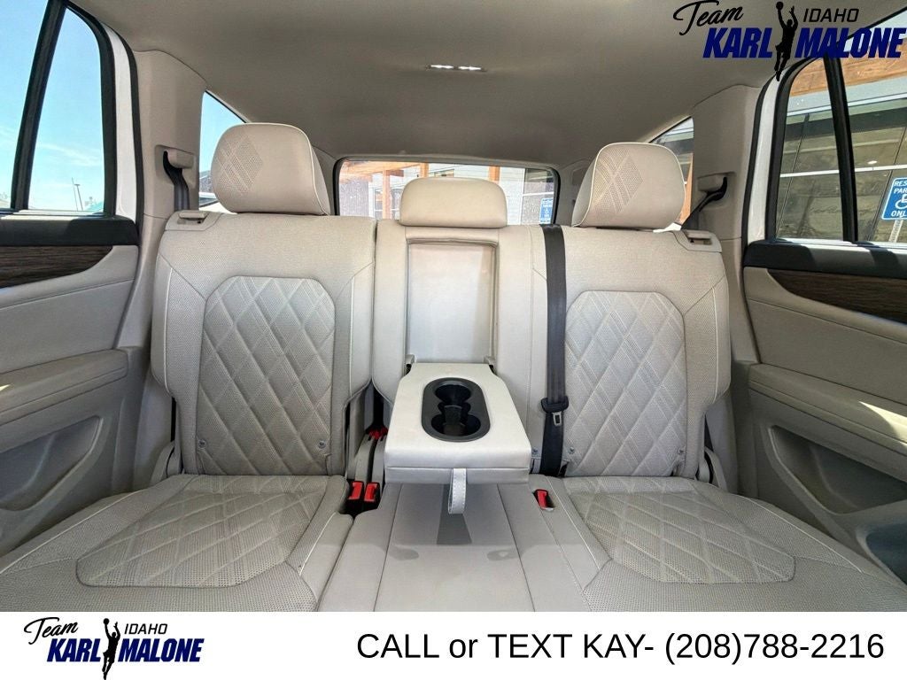 2025 Volkswagen Atlas 2.0T SEL Premium R-Line