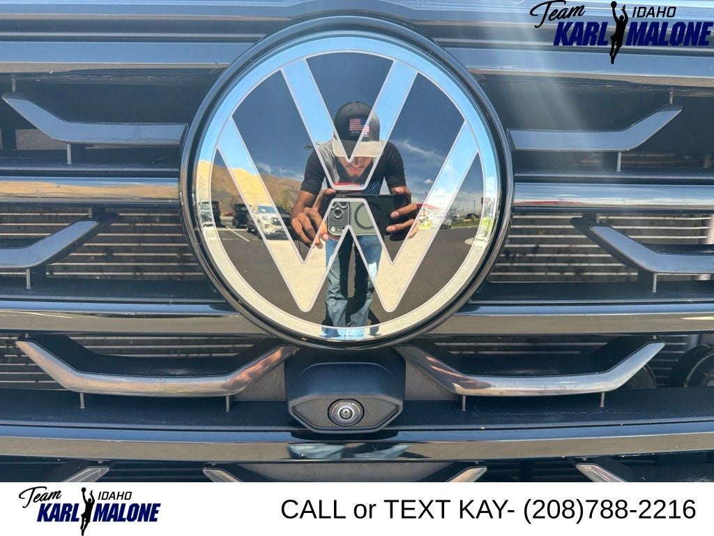 2025 Volkswagen Atlas 2.0T SEL Premium R-Line