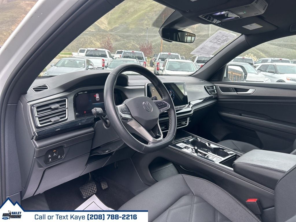 2024 Volkswagen Atlas Cross Sport 2.0T SE w/Technology