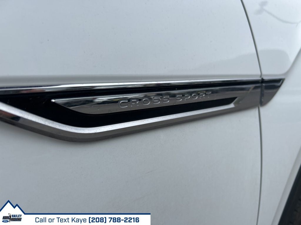 2024 Volkswagen Atlas Cross Sport 2.0T SE w/Technology