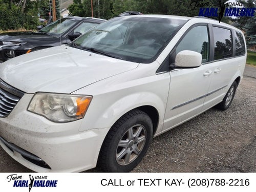2013 Chrysler Town & Country Touring