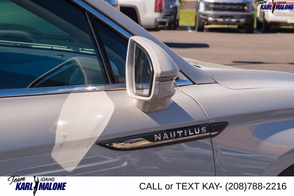2023 Lincoln Nautilus Reserve