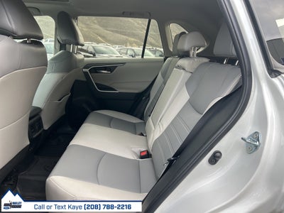 2022 Toyota RAV4 XLE Premium