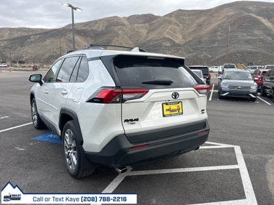 2022 Toyota RAV4 XLE Premium