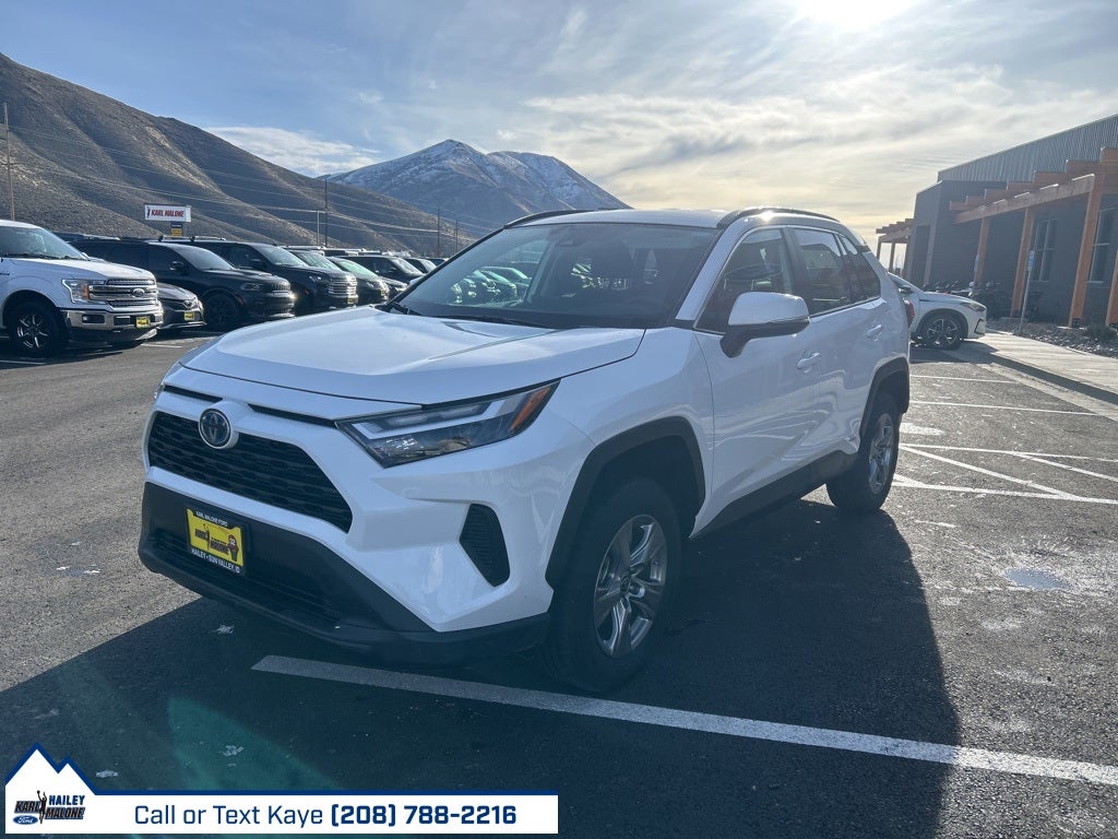 2024 Toyota RAV4 Hybrid LE