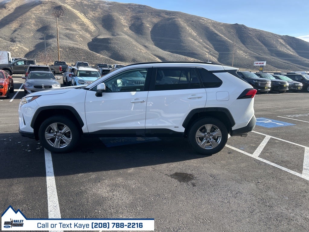 2024 Toyota RAV4 Hybrid LE