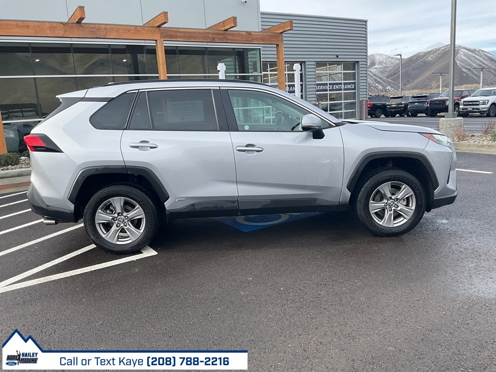 2024 Toyota RAV4 Hybrid XLE