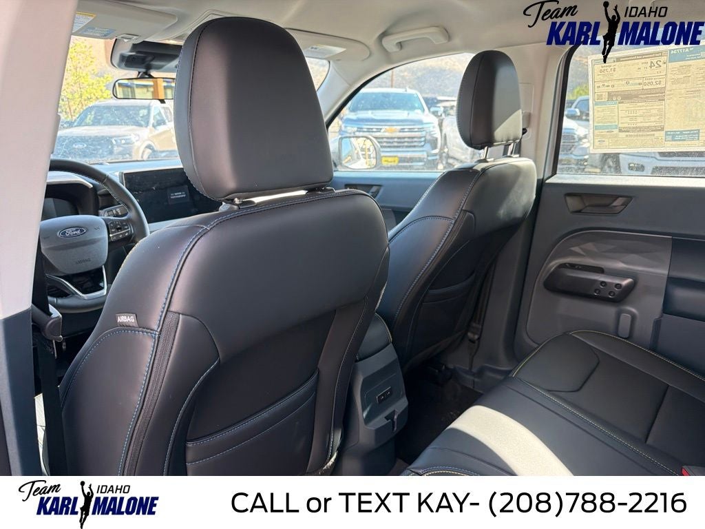 2026 Ford Maverick Lobo Standard