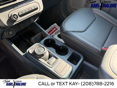 2026 Ford Maverick Lobo Standard