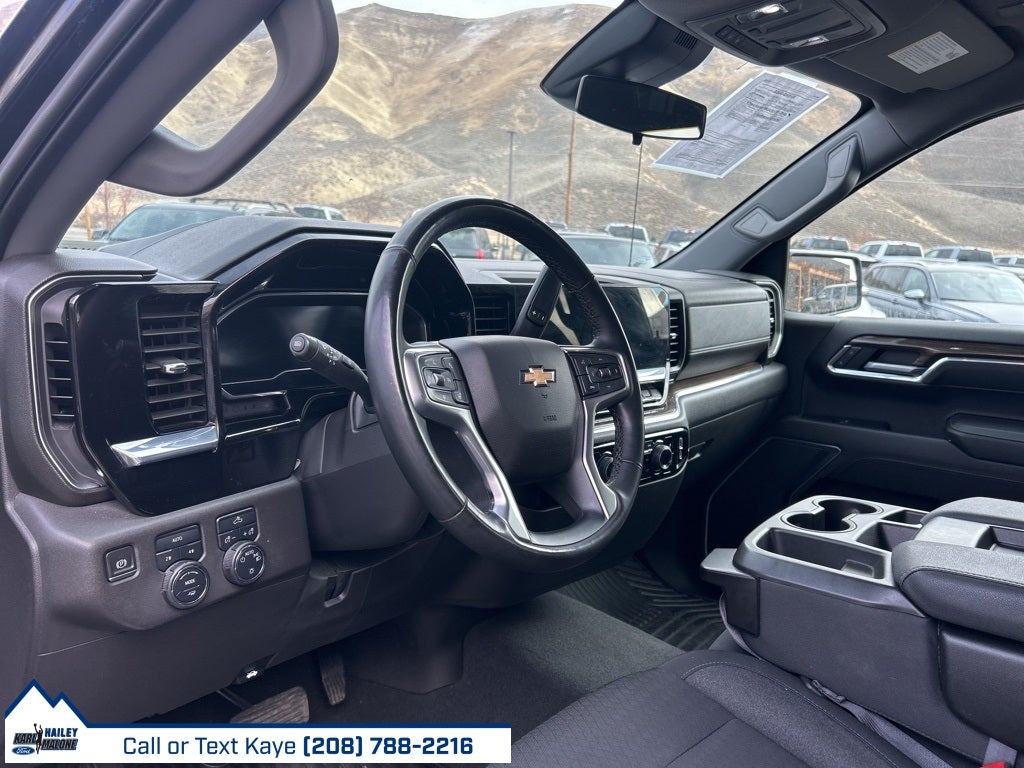 2023 Chevrolet Silverado 1500 LT