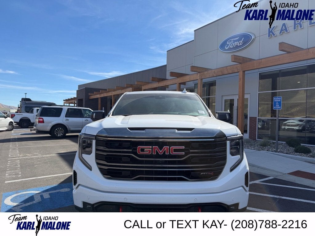 2024 GMC Sierra 1500 AT4
