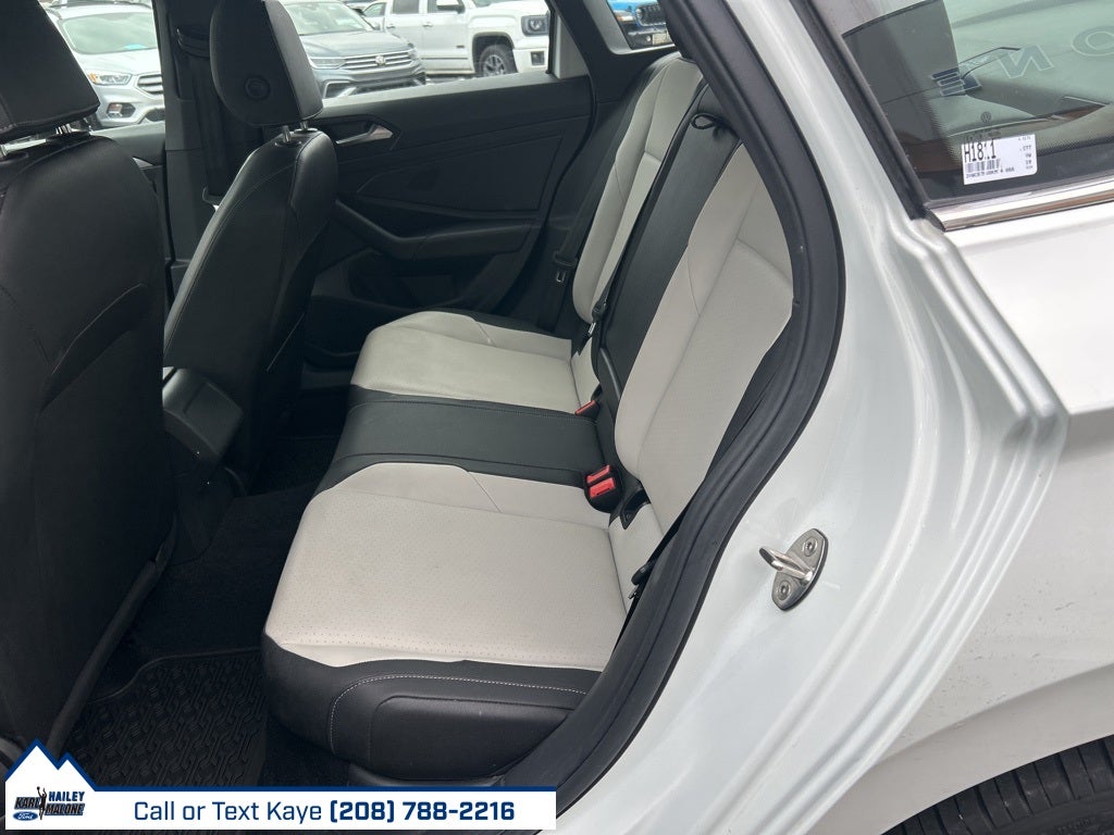 2019 Volkswagen Jetta R-Line