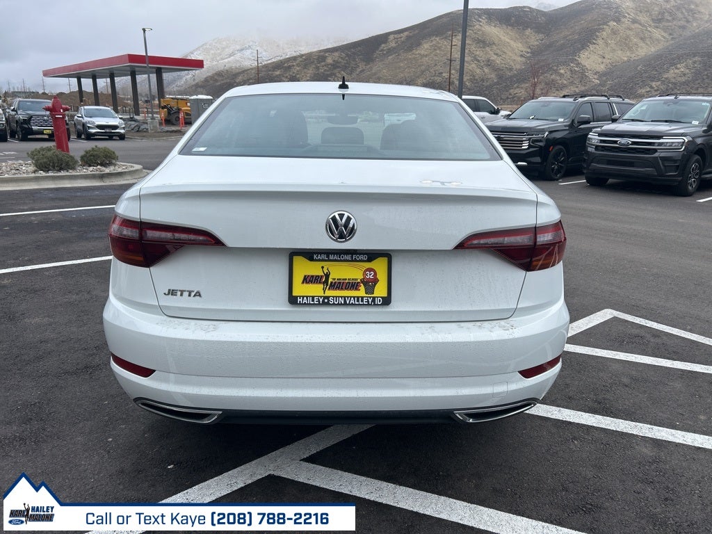2019 Volkswagen Jetta R-Line