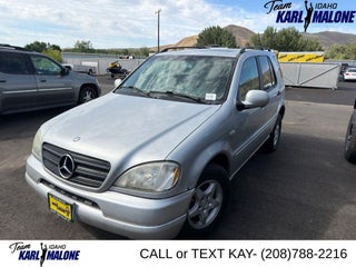 2000 Mercedes-Benz M-Class ML 320 4MATIC®