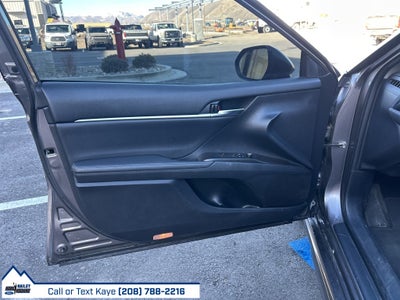 2022 Toyota Camry Hybrid XSE