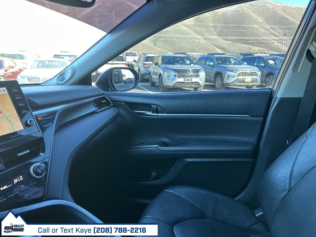 2022 Toyota Camry Hybrid XSE