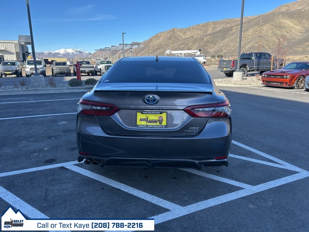 2022 Toyota Camry Hybrid XSE