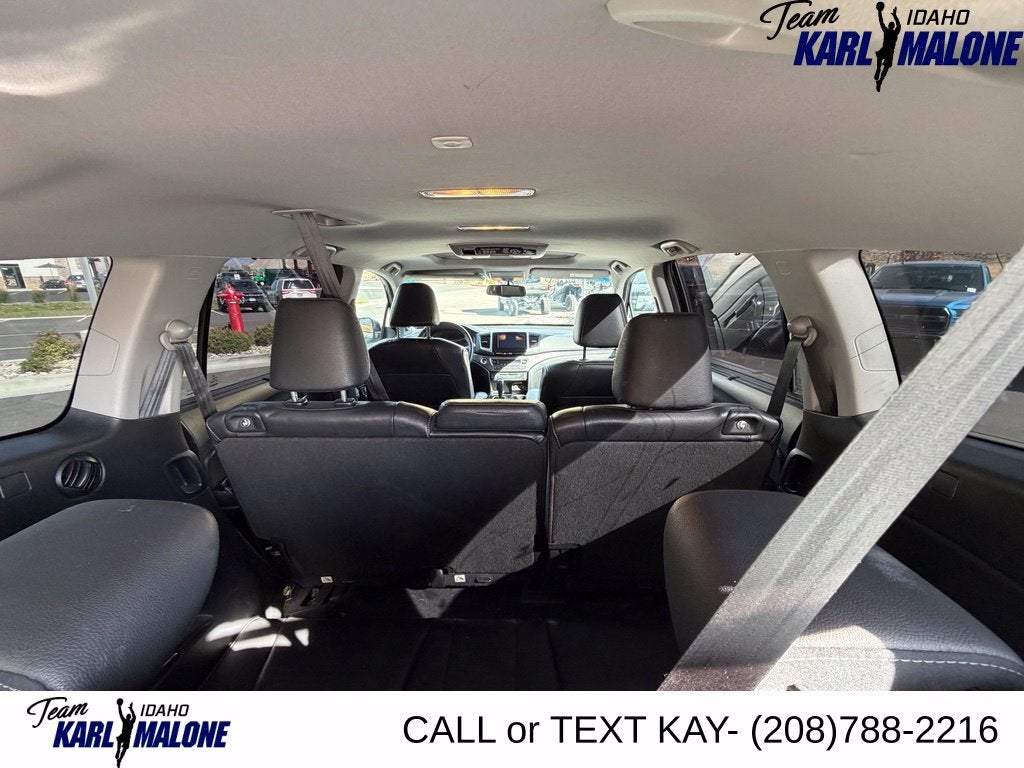 2017 Honda Pilot EX-L w/Rear Entertainment System