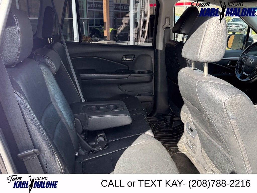 2017 Honda Pilot EX-L w/Rear Entertainment System