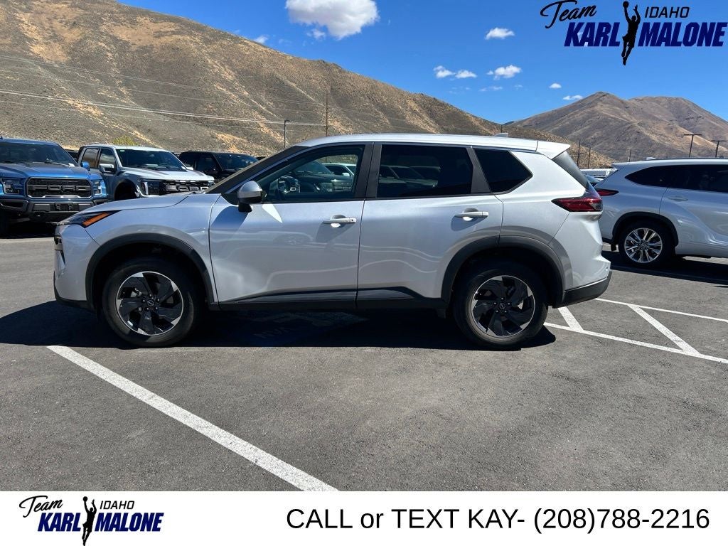 2025 Nissan Rogue SV
