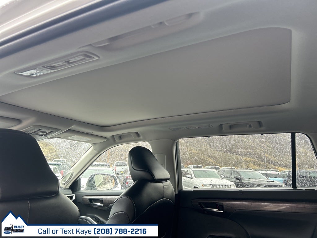 2023 Toyota Highlander Platinum