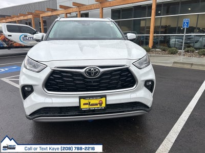 2023 Toyota Highlander Platinum
