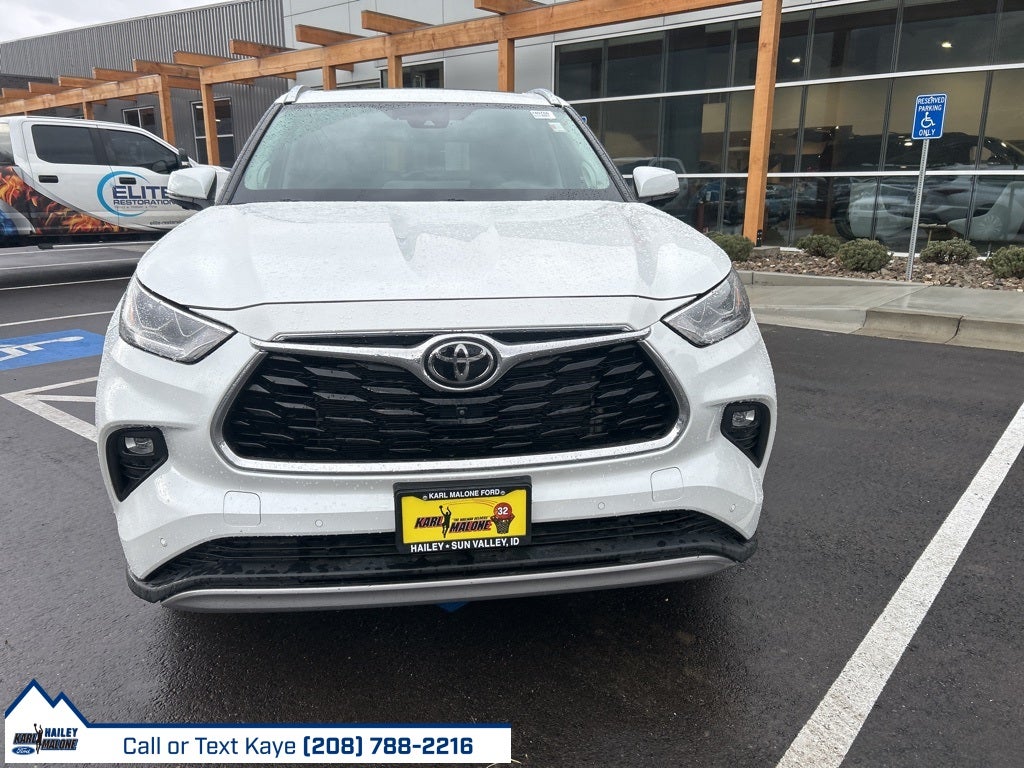 2023 Toyota Highlander Platinum