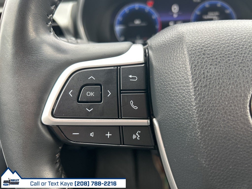 2023 Toyota Highlander Platinum