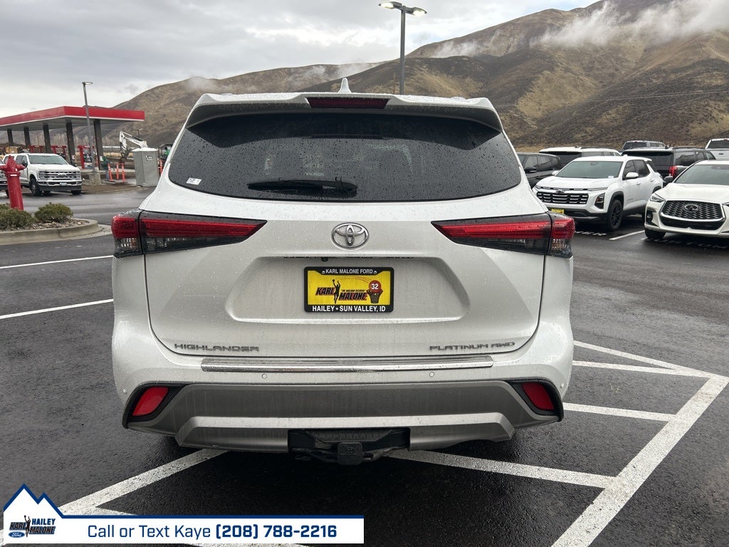 2023 Toyota Highlander Platinum