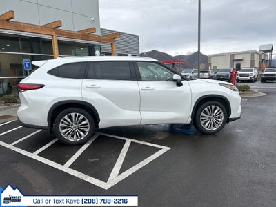 2023 Toyota Highlander Platinum