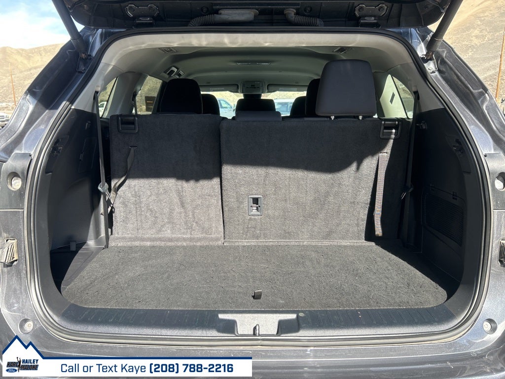 2024 Toyota Highlander Base