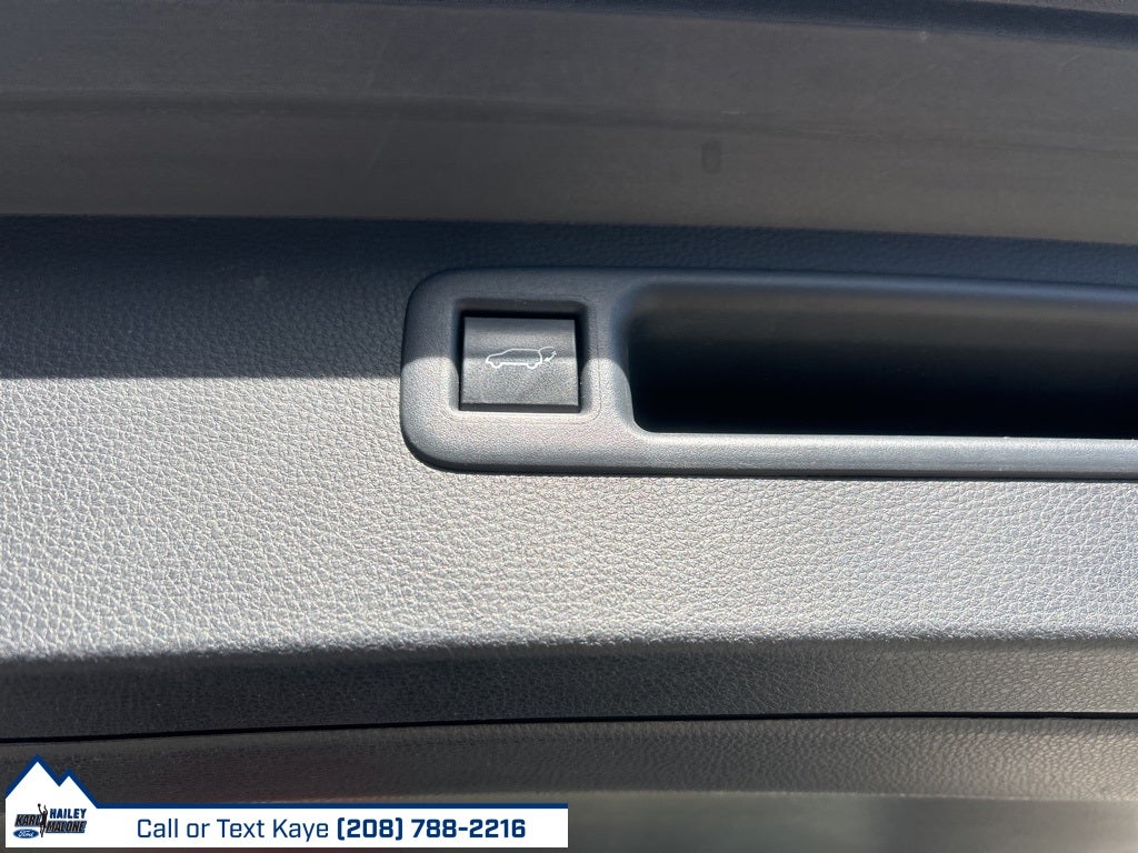 2024 Toyota Highlander Base