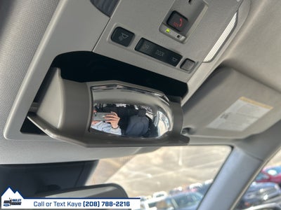 2024 Toyota Highlander Base