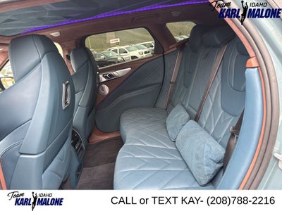 2023 BMW XM Base